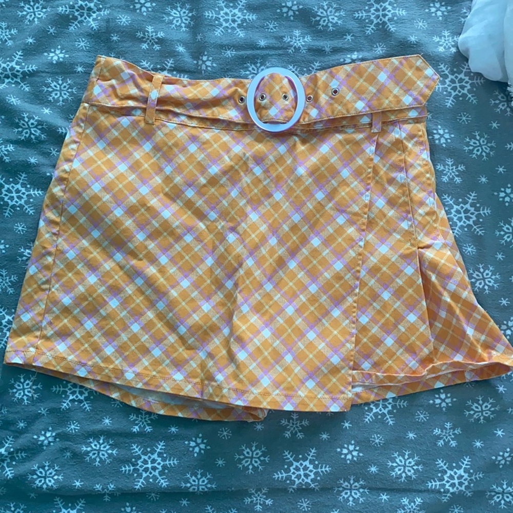 Fun plaid skort!